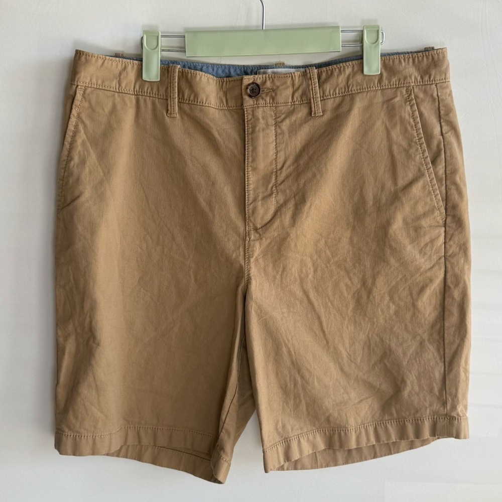 Penguin shorts • Men’s size size 34
